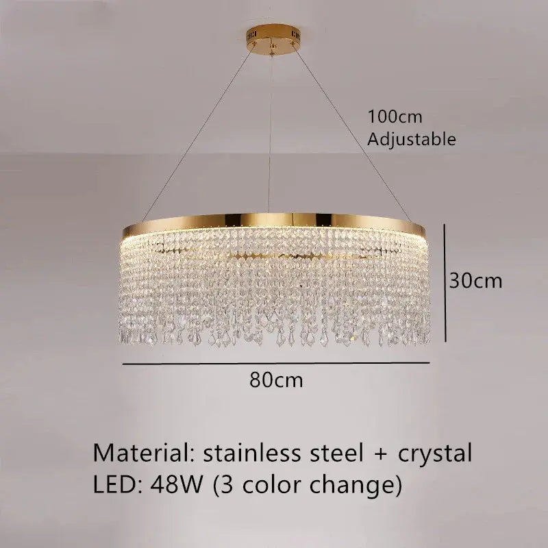 lustre moderne en cristal pour décoration intérieure élégante.