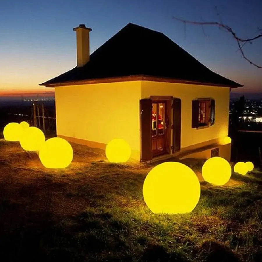 Boule Lumineuse LED pour Extérieurs.