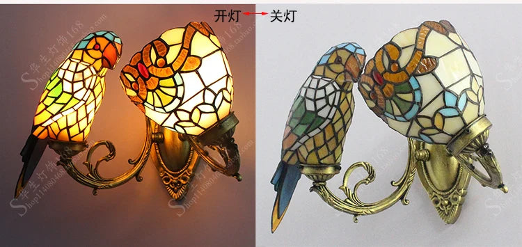 lampe de chevet perroquet design créatif en verre teinté.