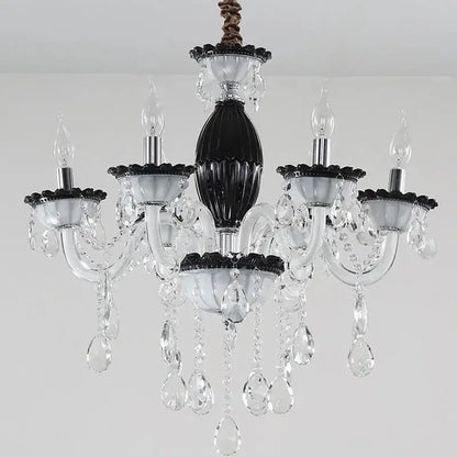 lustre moderne en cristal pour décoration intérieure lumineuse.