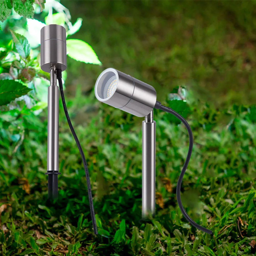 lustre en acier inoxydable pour éclairage de jardin extérieur.