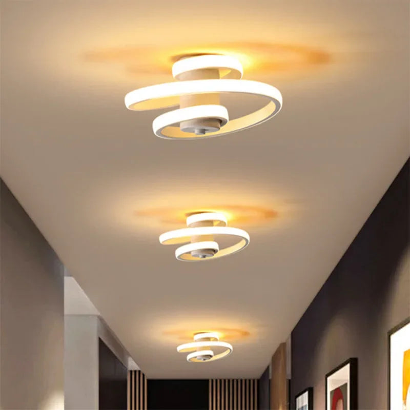 plafonnier à led moderne pour éclairage intérieur design.