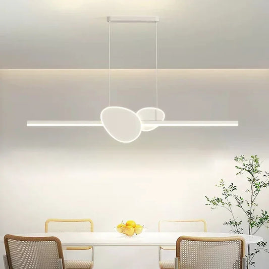 suspension LED moderne pour décoration intérieure élégante.