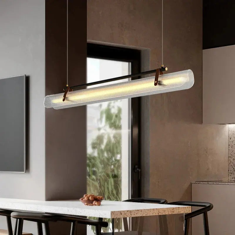 suspension design nordique tricolore pour espace contemporain.