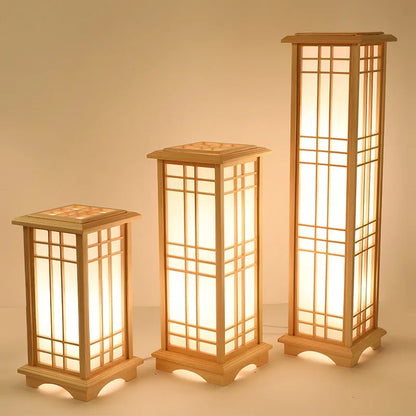 lampadaire japonais en bois pour un éclairage décoratif intérieur.