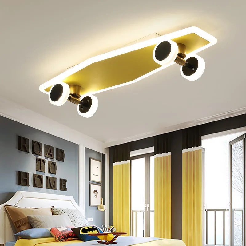 plafonnier scooter boy lampe décorative pour chambre enfant.