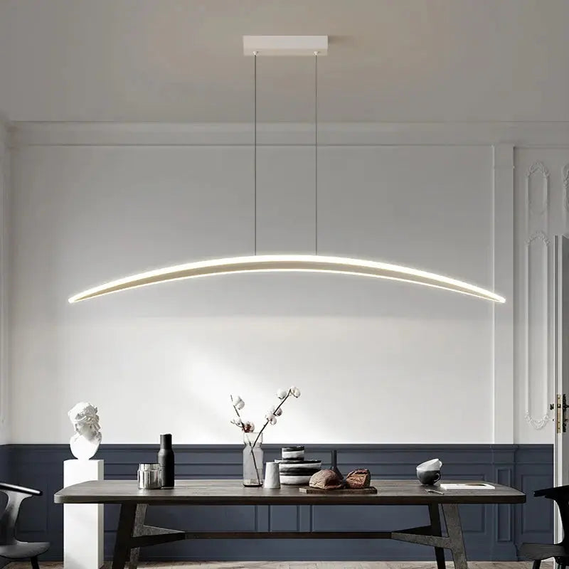 suspension led moderne pour espace contemporain et minimaliste.