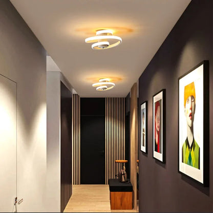 plafonnier à led moderne pour éclairage intérieur design.