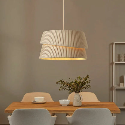 lustre minimaliste en tissu fait main style wabi sabi.