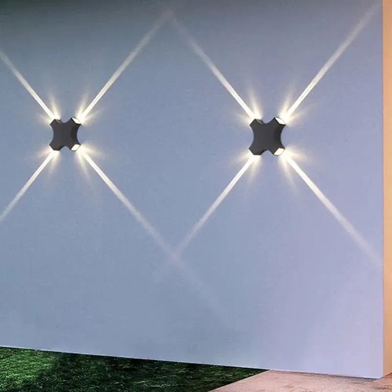 applique murale led étroite à quatre faisceaux pour éclairage extérieur jardin.