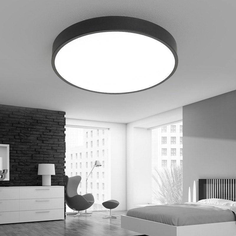 Plafonnier LED design arrondi et plat (plusieurs tailles).